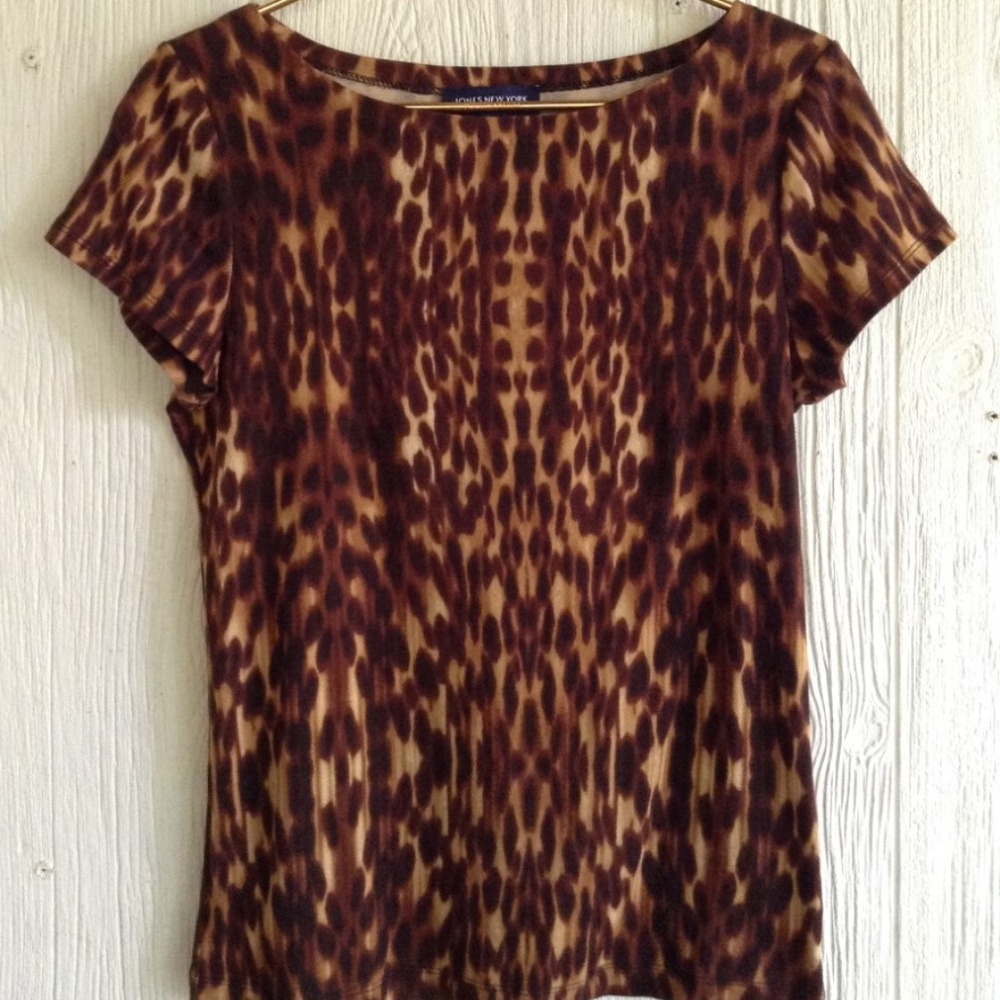 Jones NY Dressy Tee Shirt Leopard Print Size M